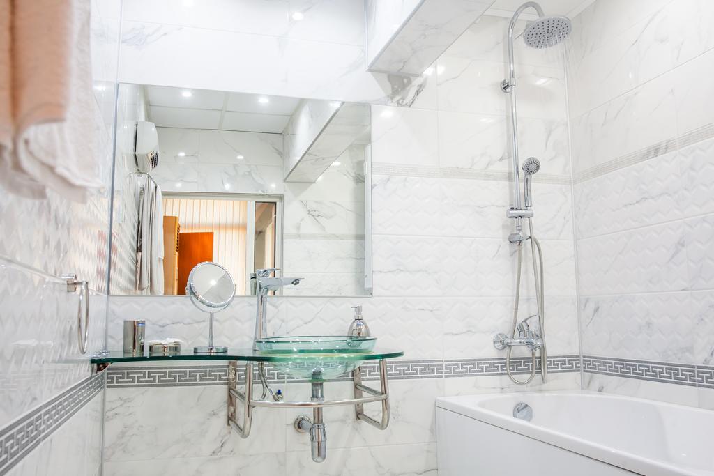 Panorama Top Floor Rooms In Hotel Tundzha Ямбол Экстерьер фото