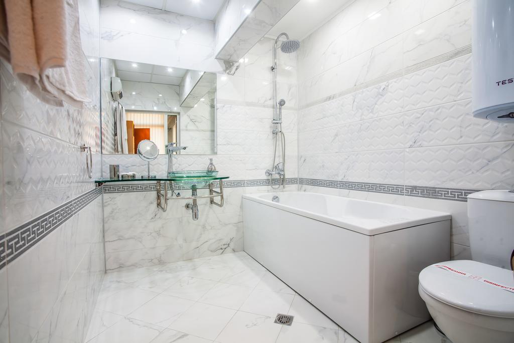 Panorama Top Floor Rooms In Hotel Tundzha Ямбол Экстерьер фото