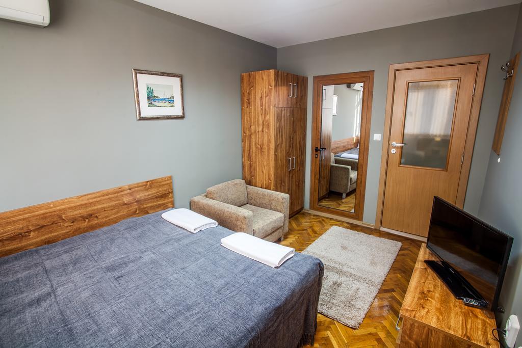 Panorama Top Floor Rooms In Hotel Tundzha Ямбол Экстерьер фото